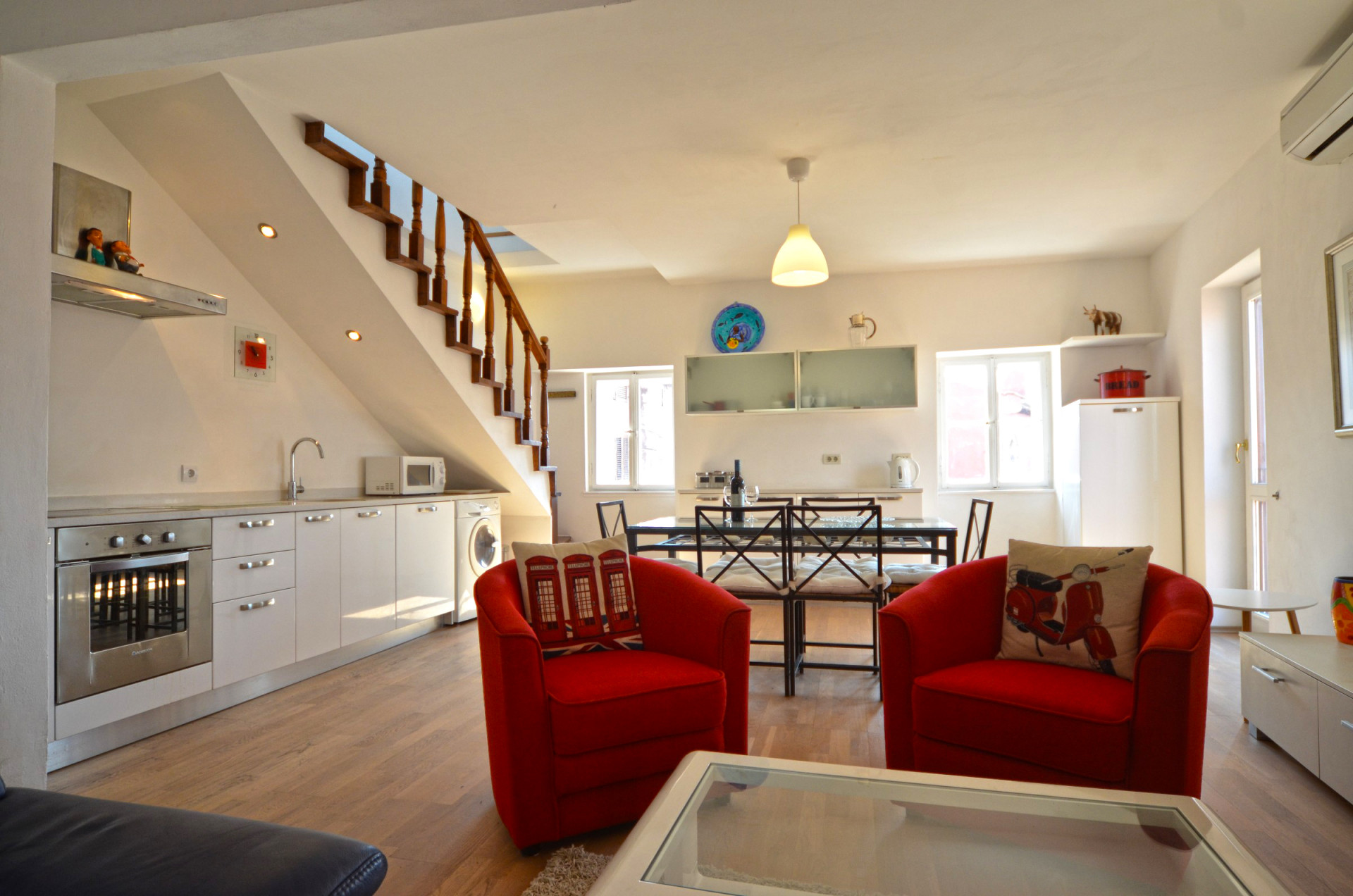 Apartment in Old Town of Rovinj - Trg Kralja Epulona 1, Rovinj - Croatia, Casa Epulona - luxury apartment in center of Rovinj, with sea view Rovinj